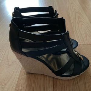Guess black wedges